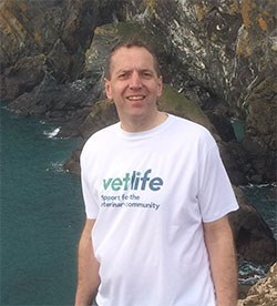 Martin Hosegood MRCVS has been selected to run for (your) Vetlife in the Virgin London Marathon.